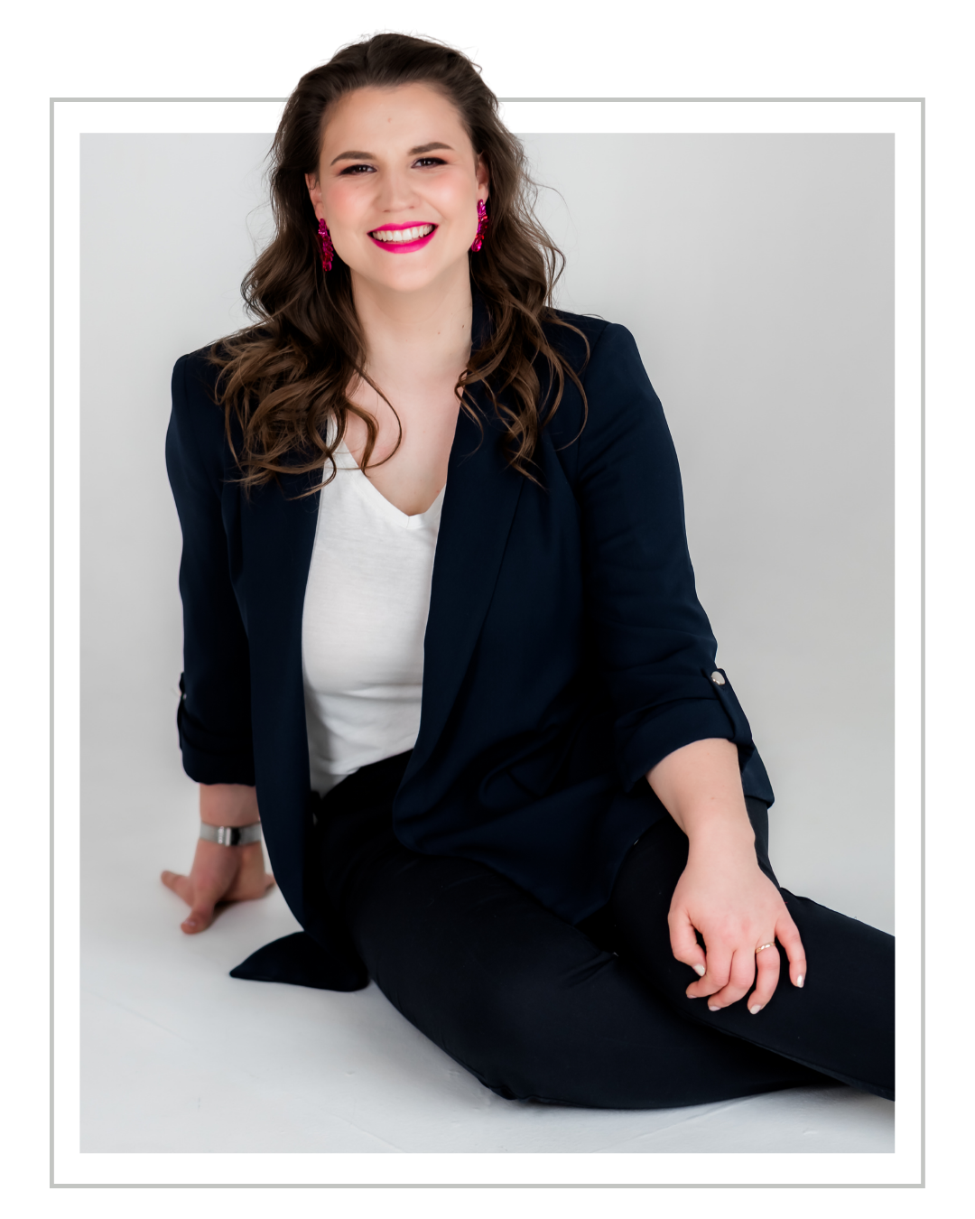 Beszédes Henrietta műsorvezető, riporter, szinkronszínész, narrátor